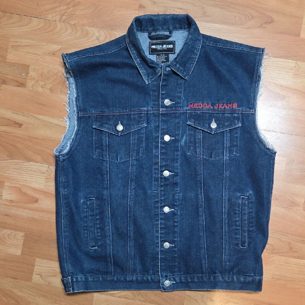 KISS Upcycled Denim Vest - Picture 5 of 6